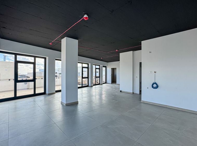 Duplex Offices in San Gwann