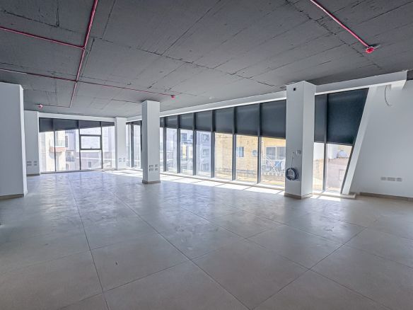 Modern Office in San Gwann