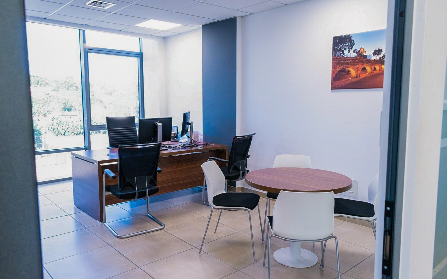 Large Open Plan Office To Let