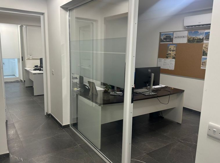 Naxxar Modern Office To Let