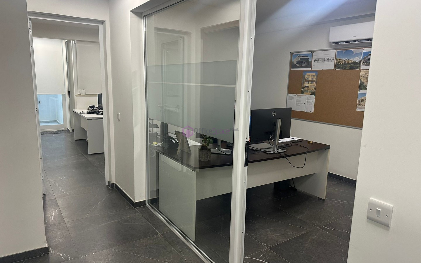 Naxxar Modern Office To Let