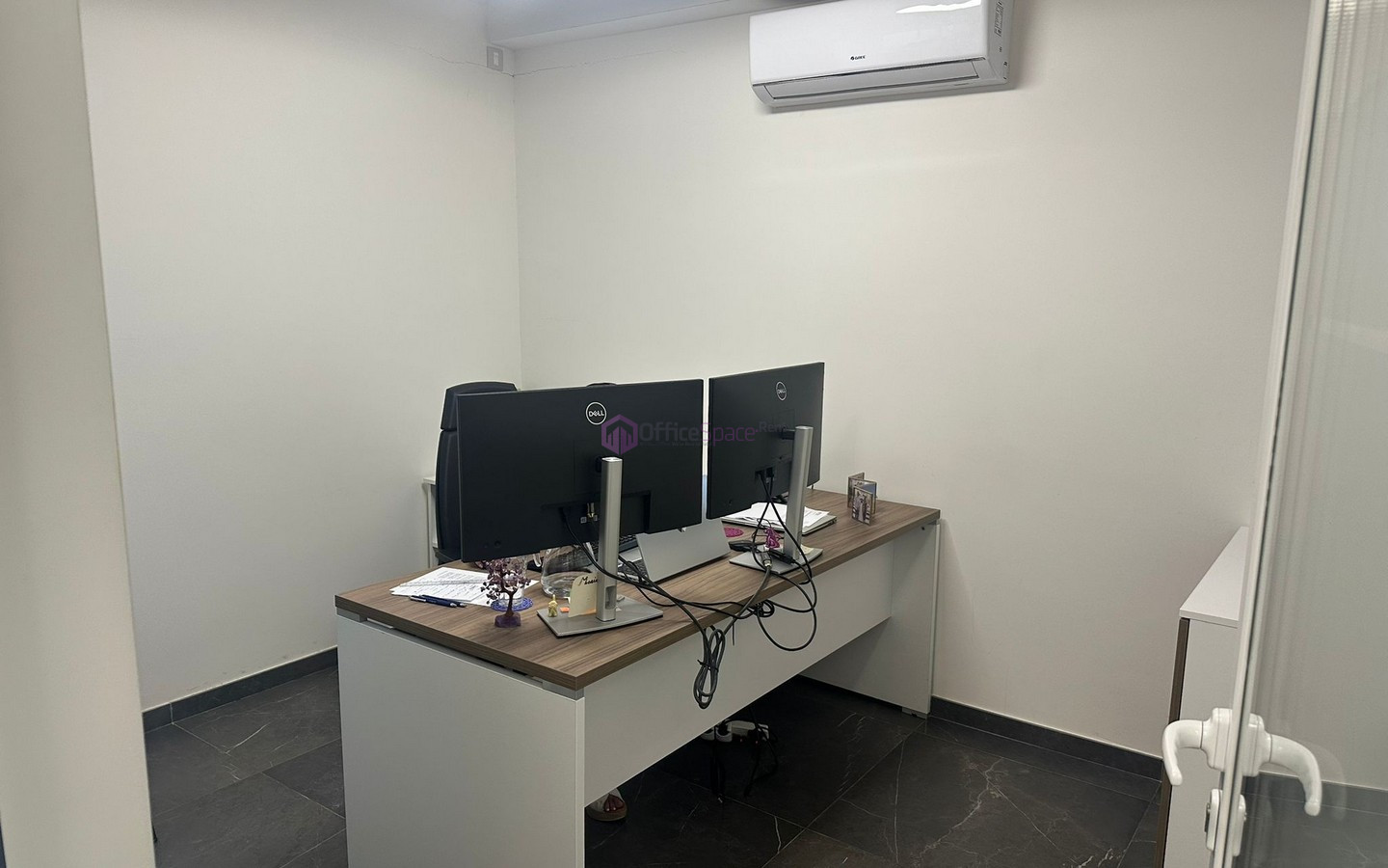 Naxxar Modern Office To Let