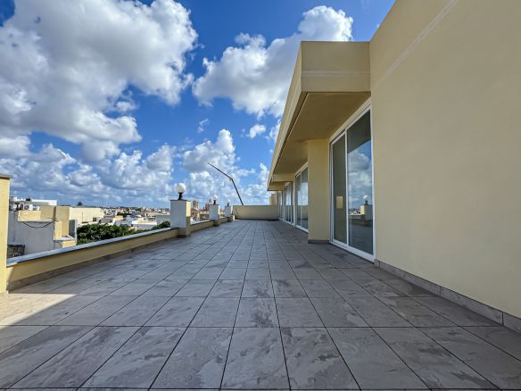 Prominent Commercial Block in Attard