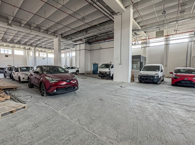 Large Commercial Site For Rent