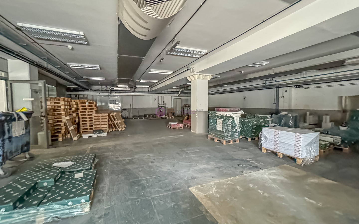 Large Commercial Site For Rent