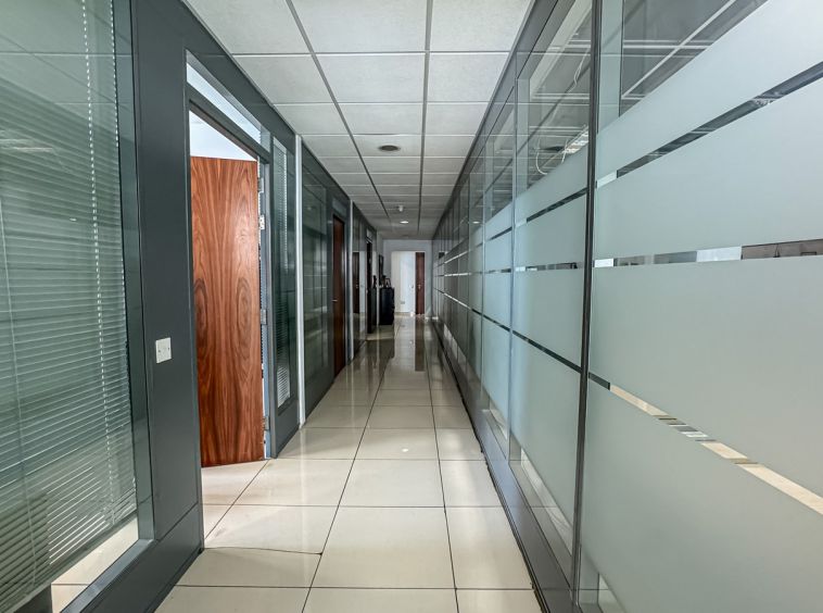 Large Commercial Site For Rent