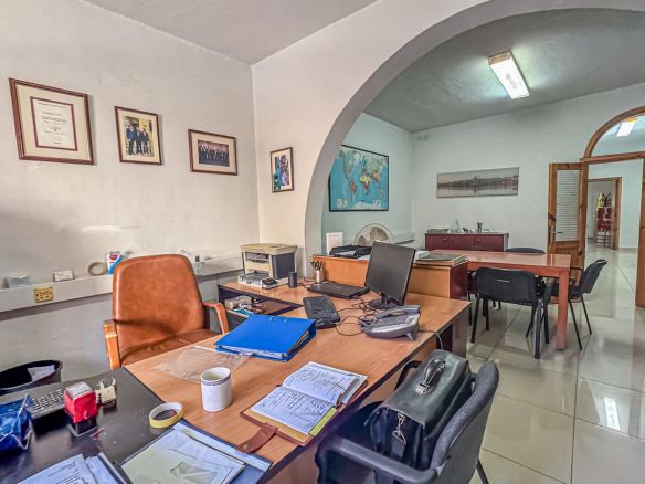 75sqm Ta Xbiex Office
