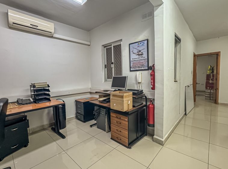75sqm Ta Xbiex Office