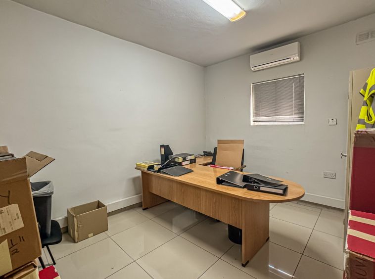 75sqm Ta Xbiex Office
