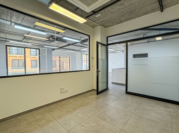 Modern Office Space To Let in St Julians