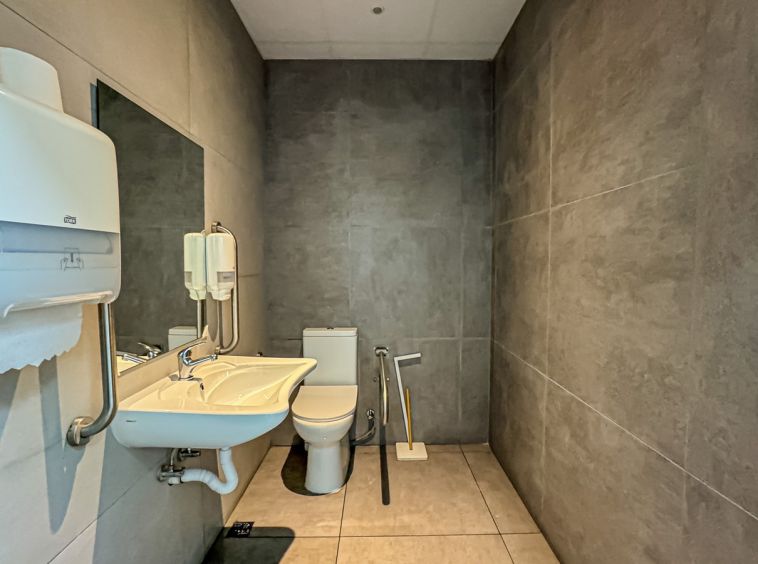 Modern Office Space To Let in St Julians