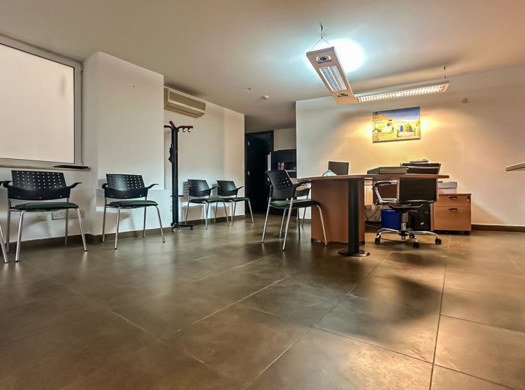 Naxxar Commercial Space To Let