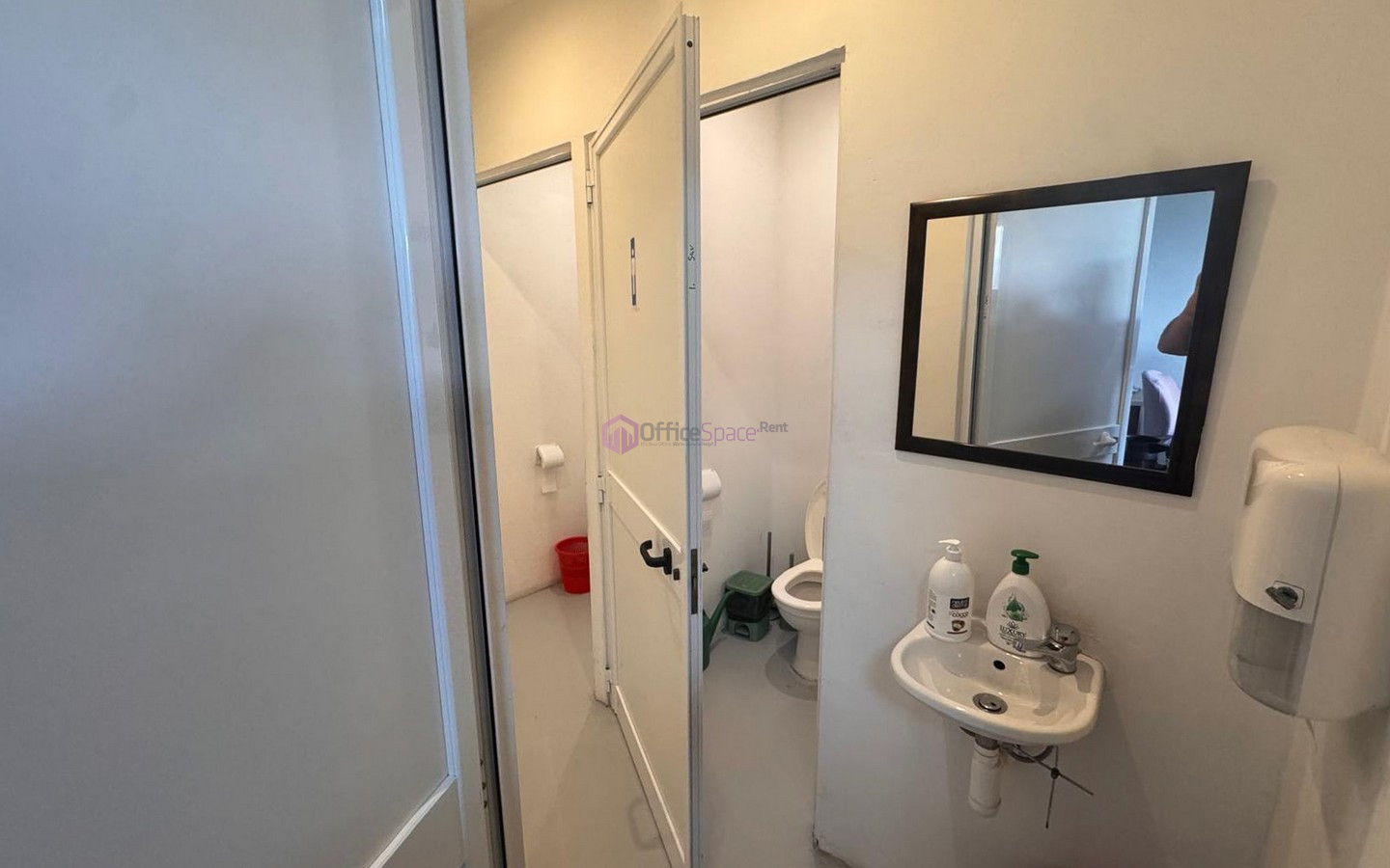 Penthouse Office in San Gwann