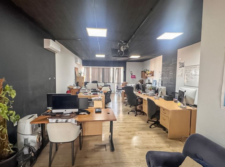 Penthouse Office in San Gwann