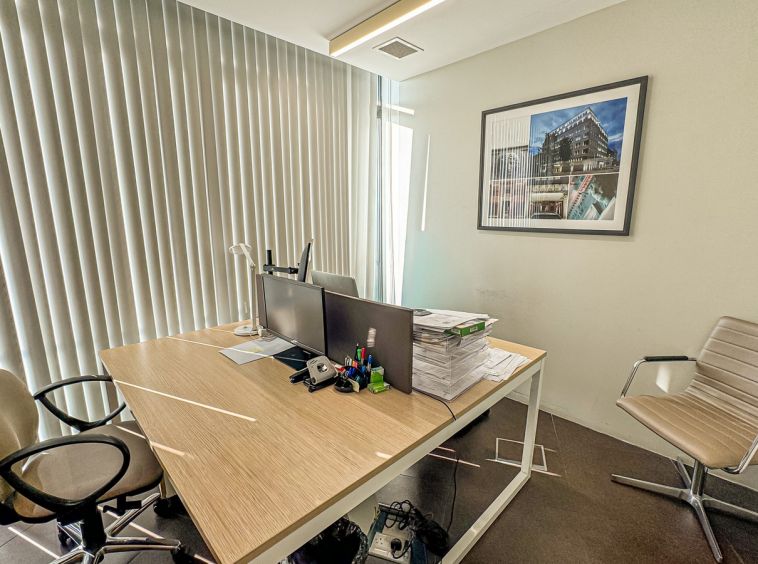 Prestigious Office Space in Business Centre