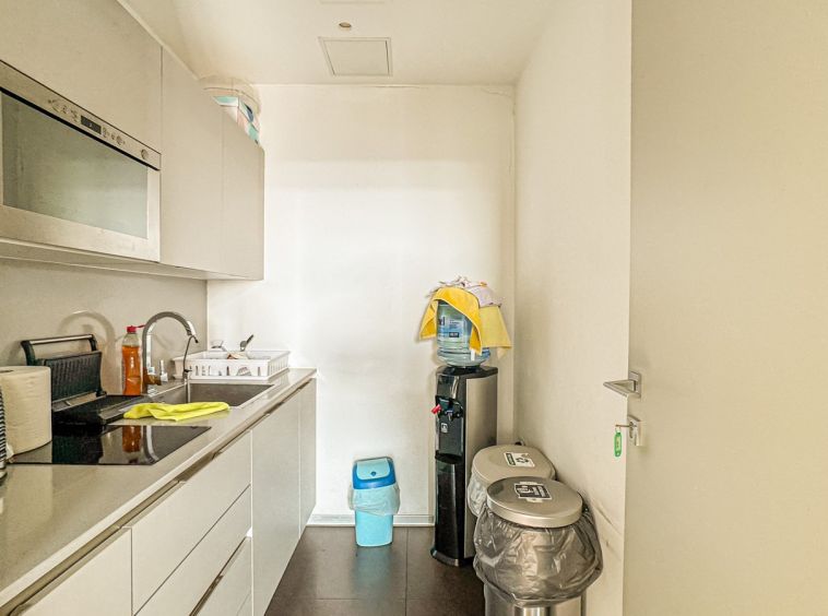 Prestigious Office Space in Business Centre