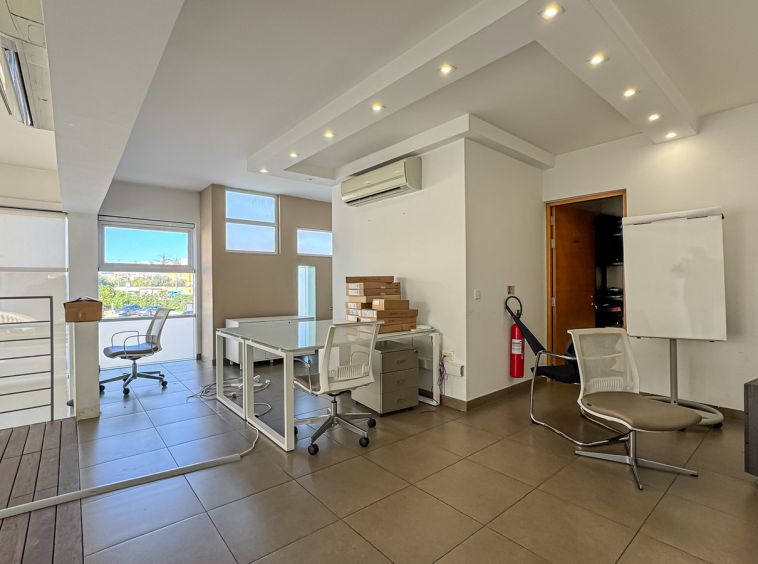 Prominent Commercial Space in Balzan