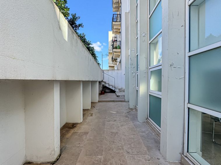 Prominent Commercial Space in Balzan