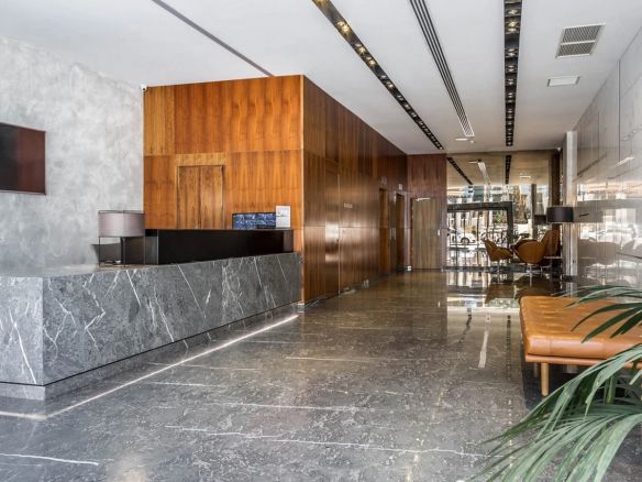 St Julian’s Office for 40–55 Workstations