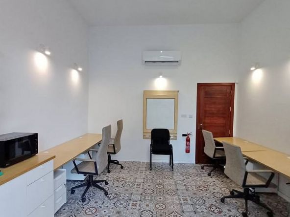 Modern Tarxien Office Space