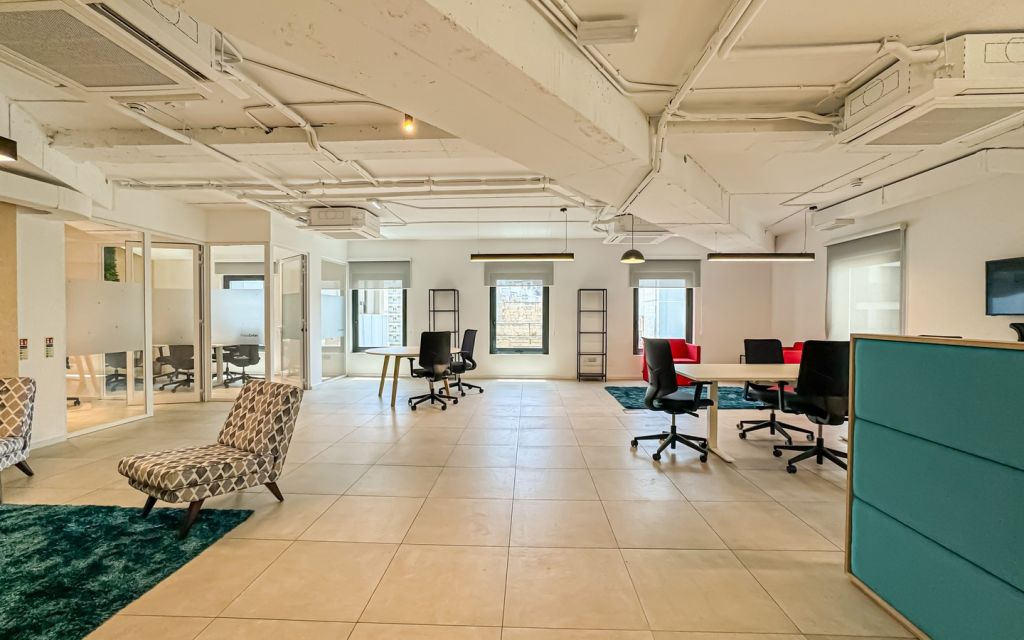 Serviced vs Traditional Offices in Malta