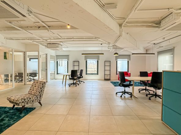 Serviced vs Traditional Offices in Malta