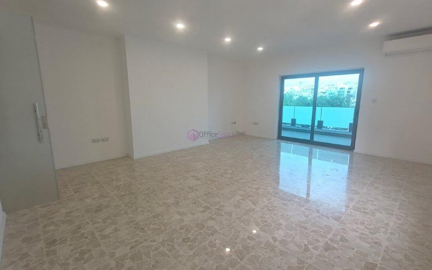 To Let Seafront Office