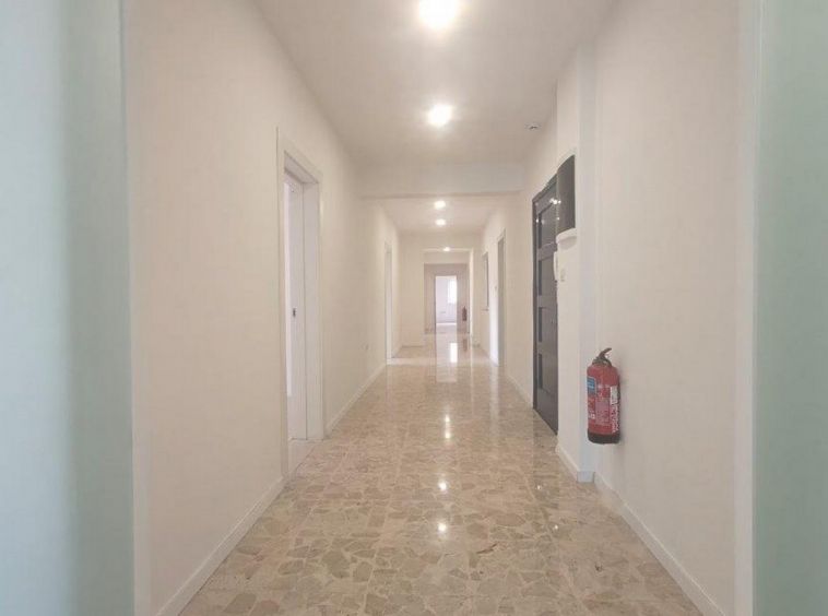 To Let Seafront Office