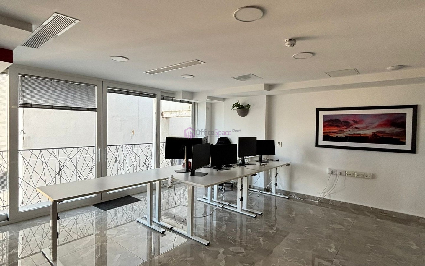 Seafront Office Gzira 30 Desks