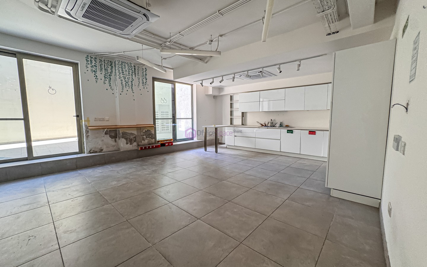 Office for Upto 12 Desks Sliema