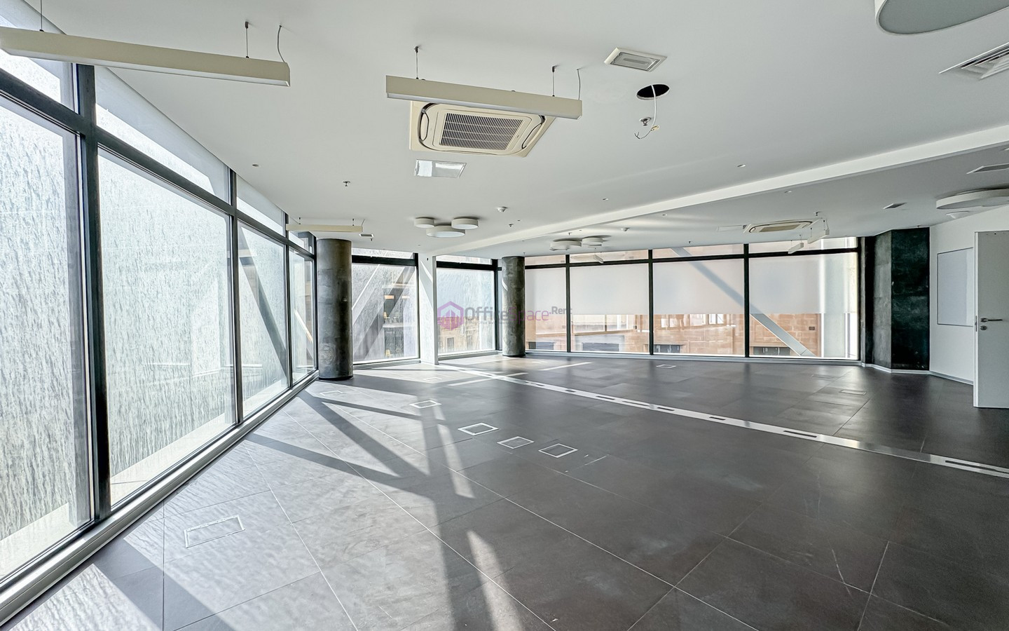 Professional Office for 45 Work Spaces Professional Office for 45 Work Spaces