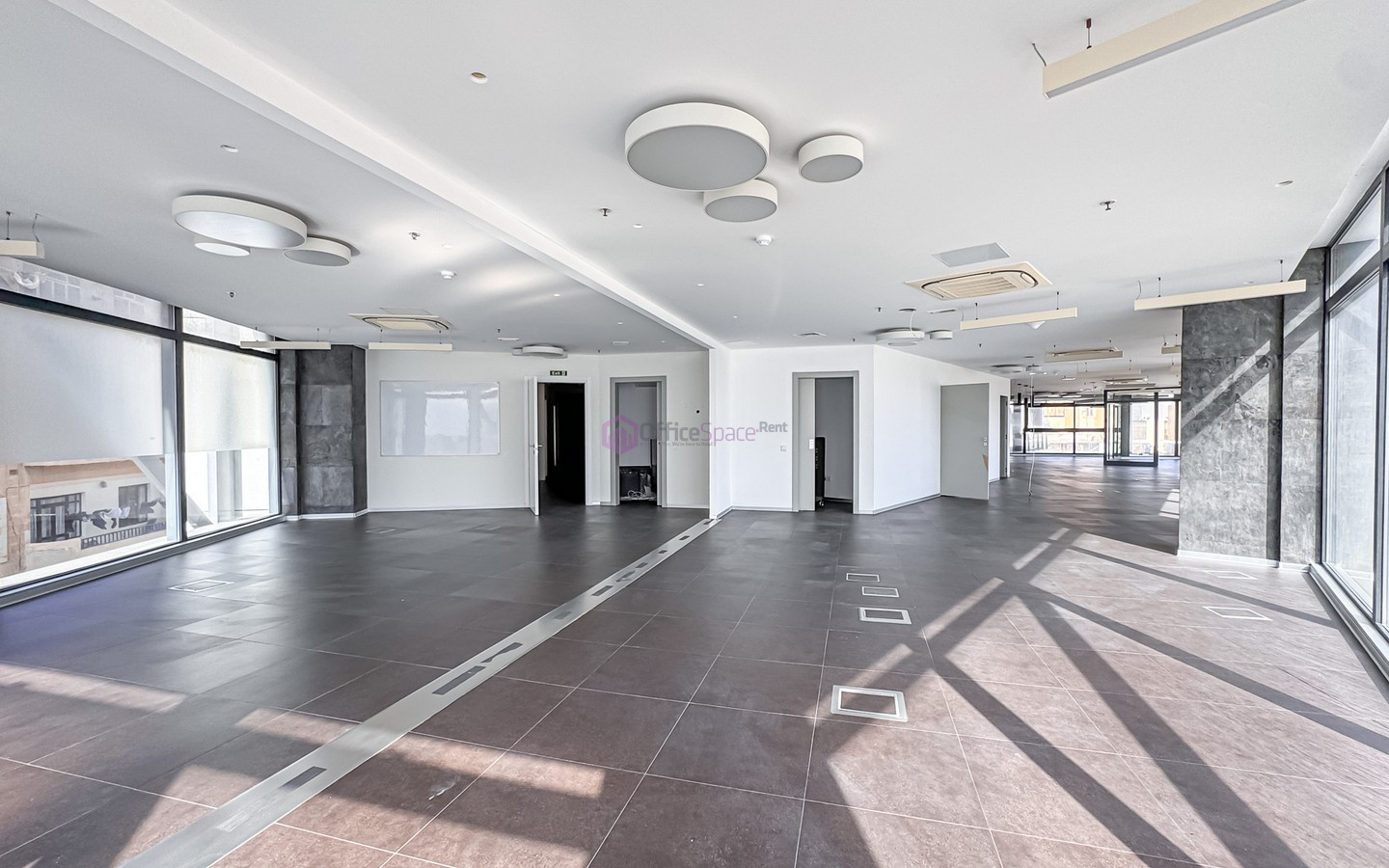 Professional Office for 45 Work Spaces Professional Office for 45 Work Spaces