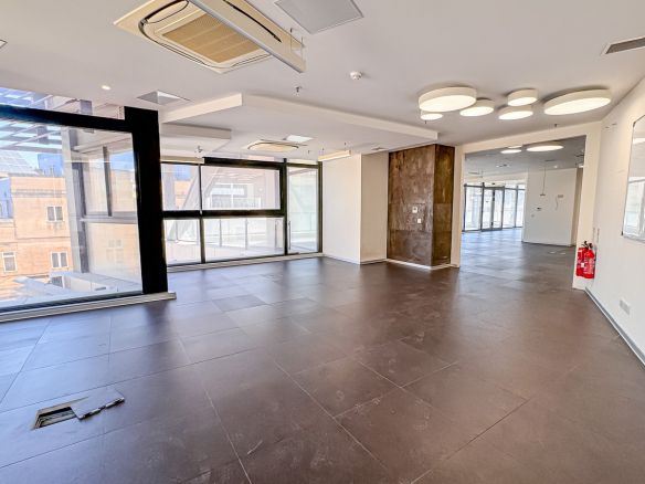 Gzira Office for 20 Desks