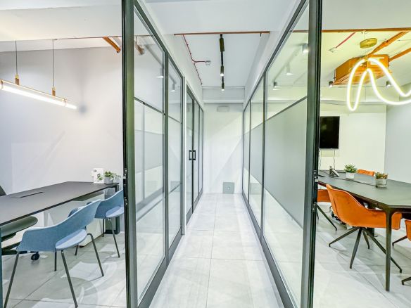 What is a serviced office? Flexible workspace explained