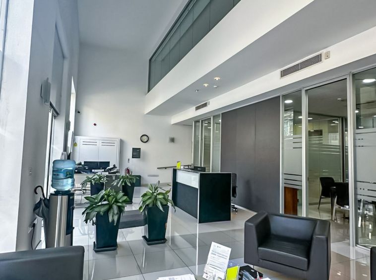 Office in Malta for 30 Work Spaces