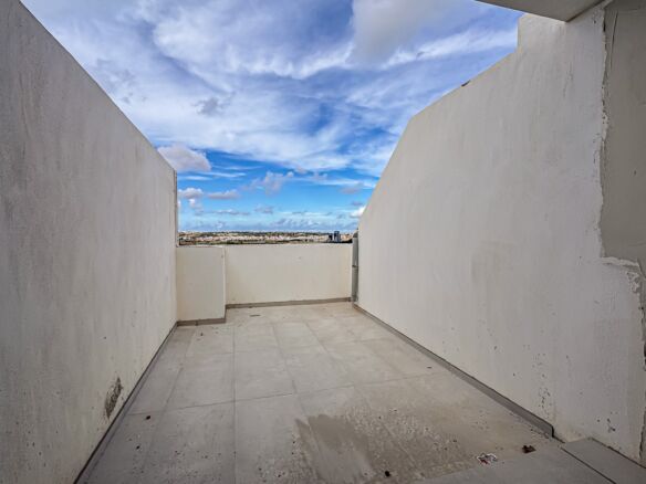 Modern Office Space Zebbug