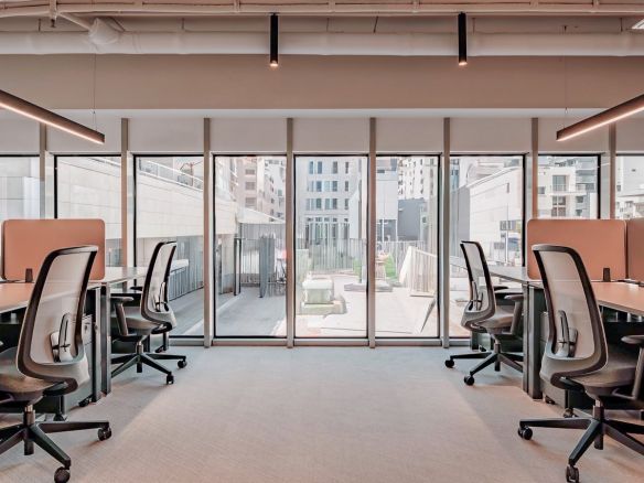 12 Person Serviced Office in Tigné Malta