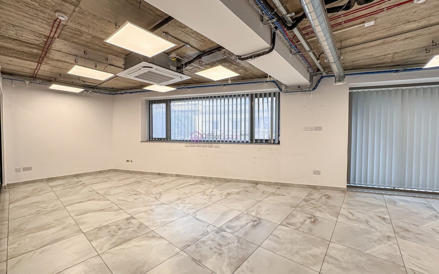 Office for 15 WorkSpaces