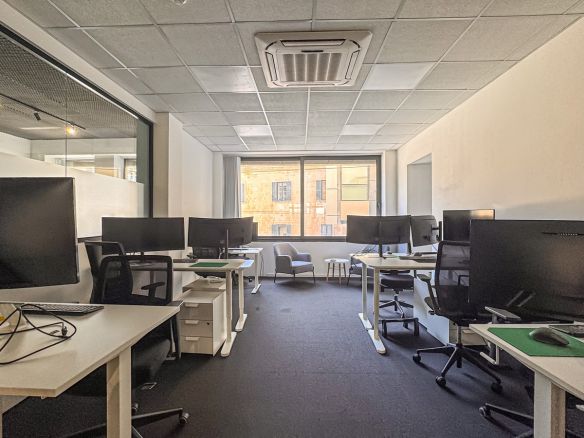 St Julians Serviced 10 Desks 2