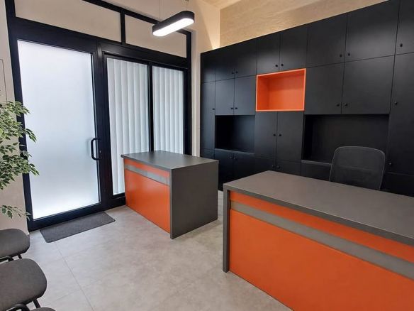 10 Desk Office in Birkirkara