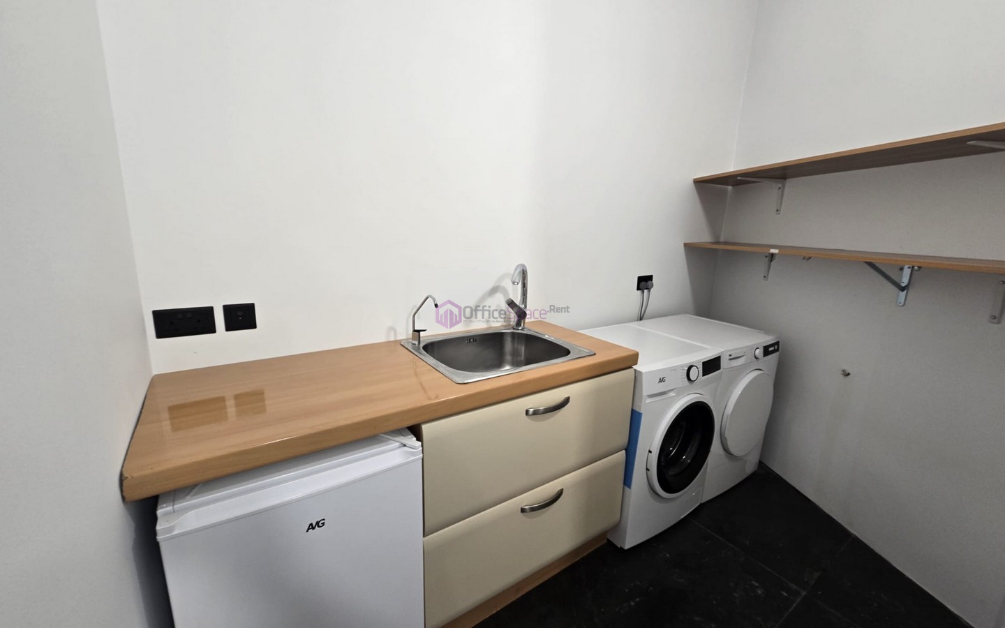 Commercial Space in Rabat To Let