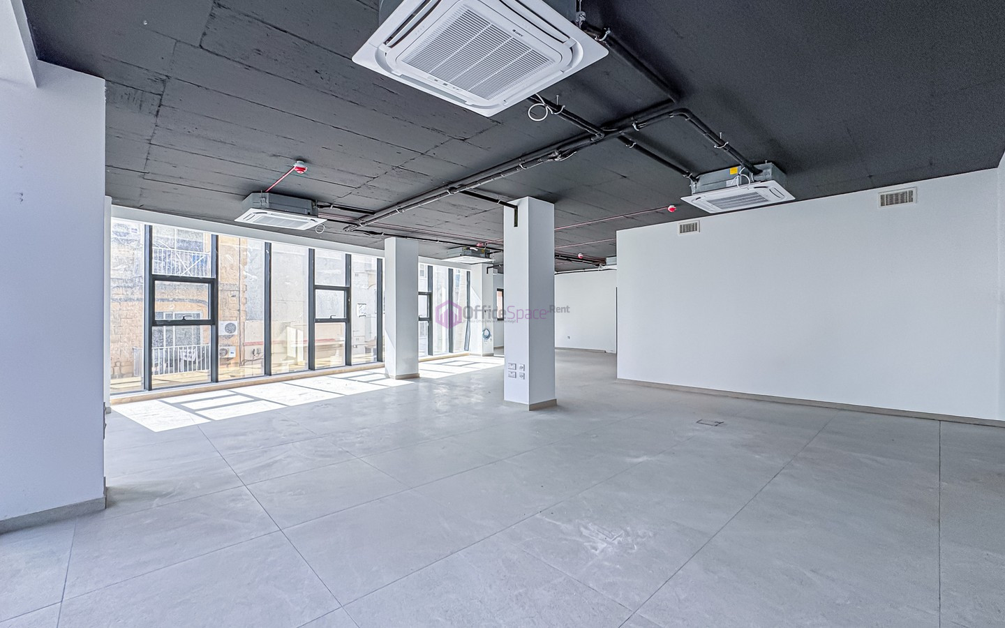 San Gwann Office For 15 Desks