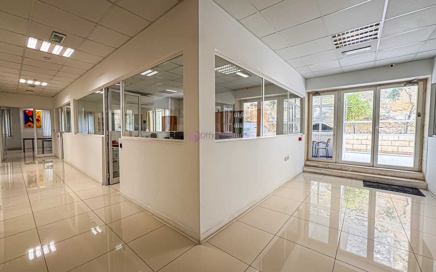 Valletta Office For 35-50 Desks