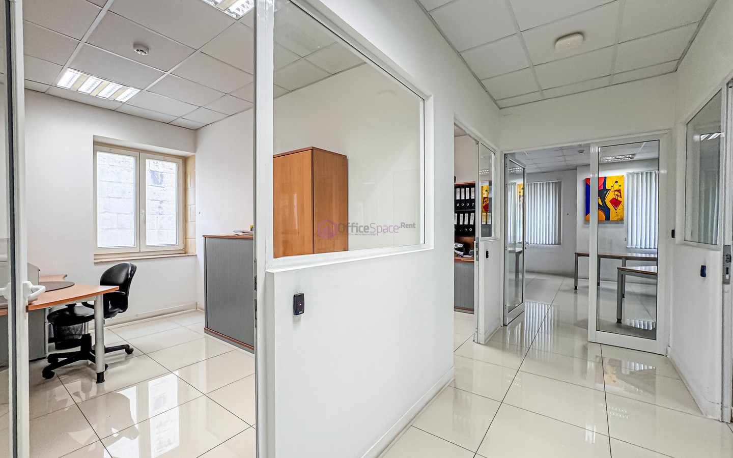Valletta Office For 35-50 Desks