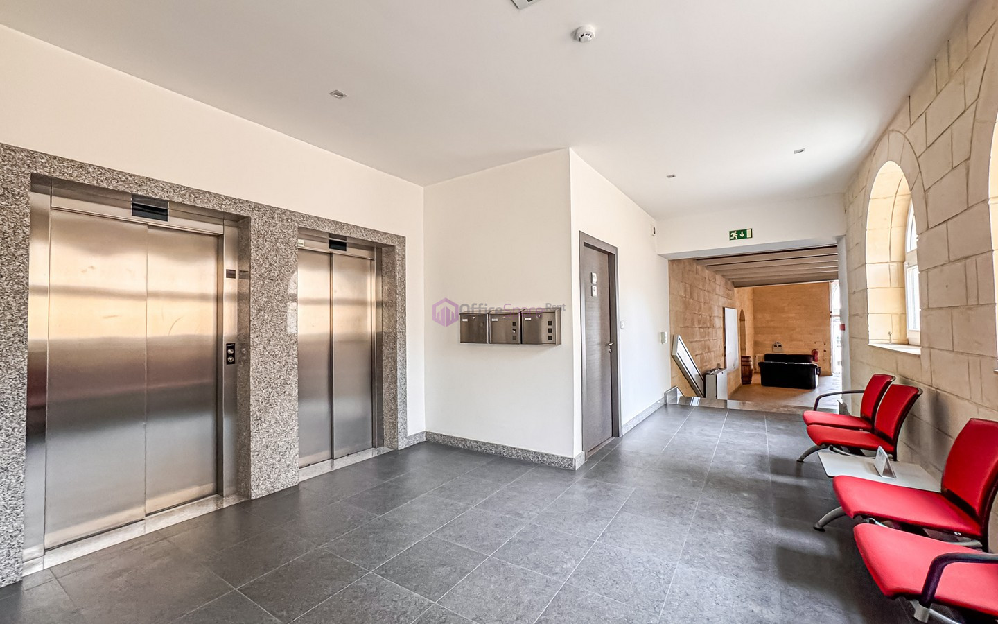 Valletta Office For 35-50 Desks