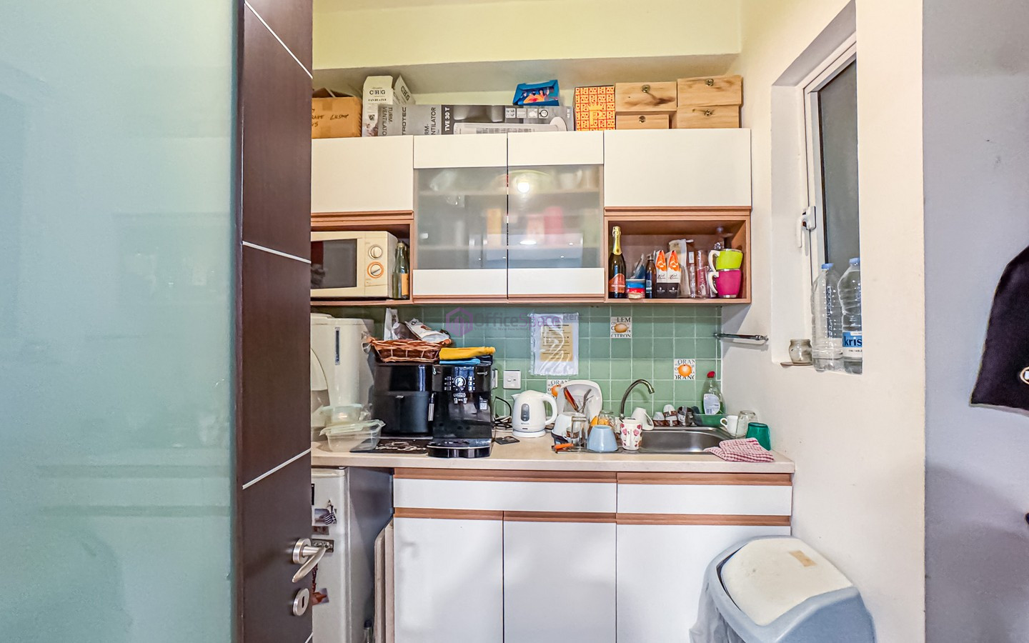 10 Desk Office in Malta
