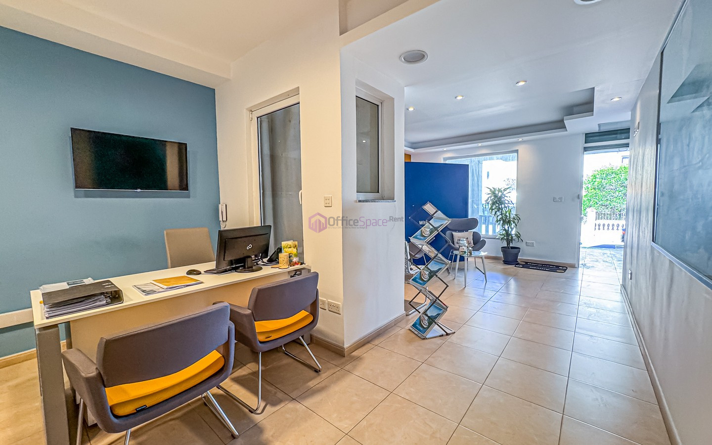 10 Desk Office in Malta
