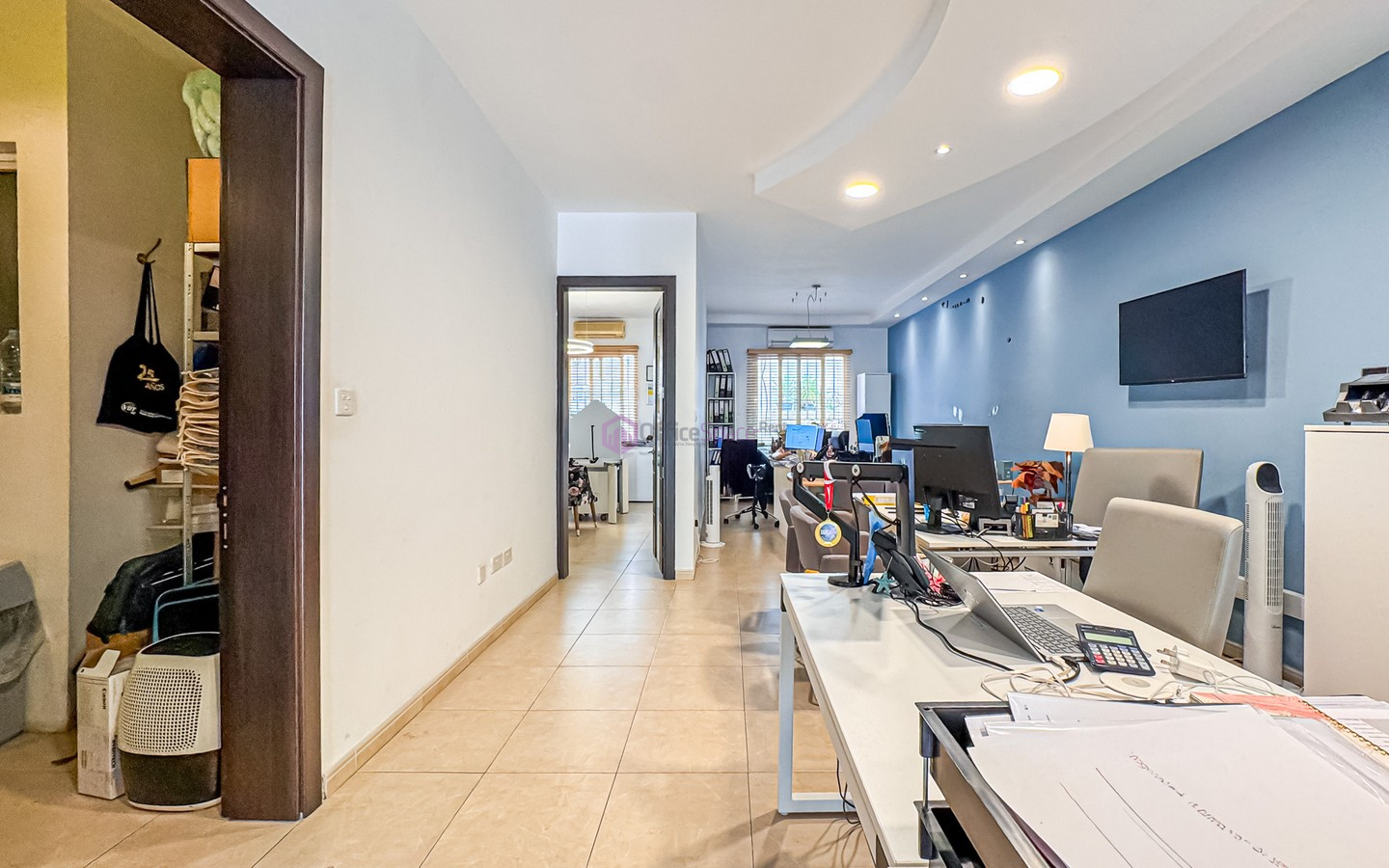 10 Desk Office in Malta