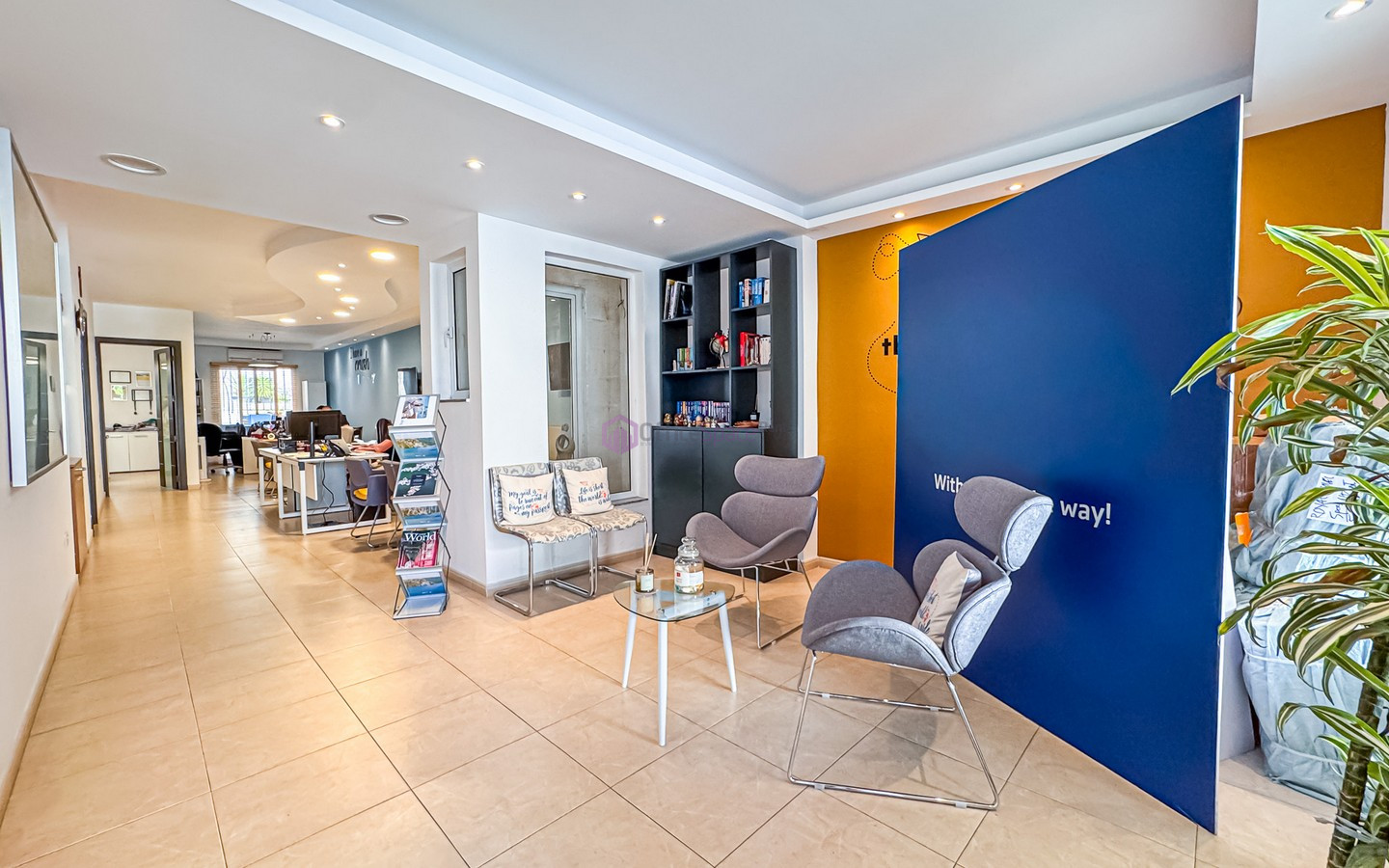 10 Desk Office in Malta