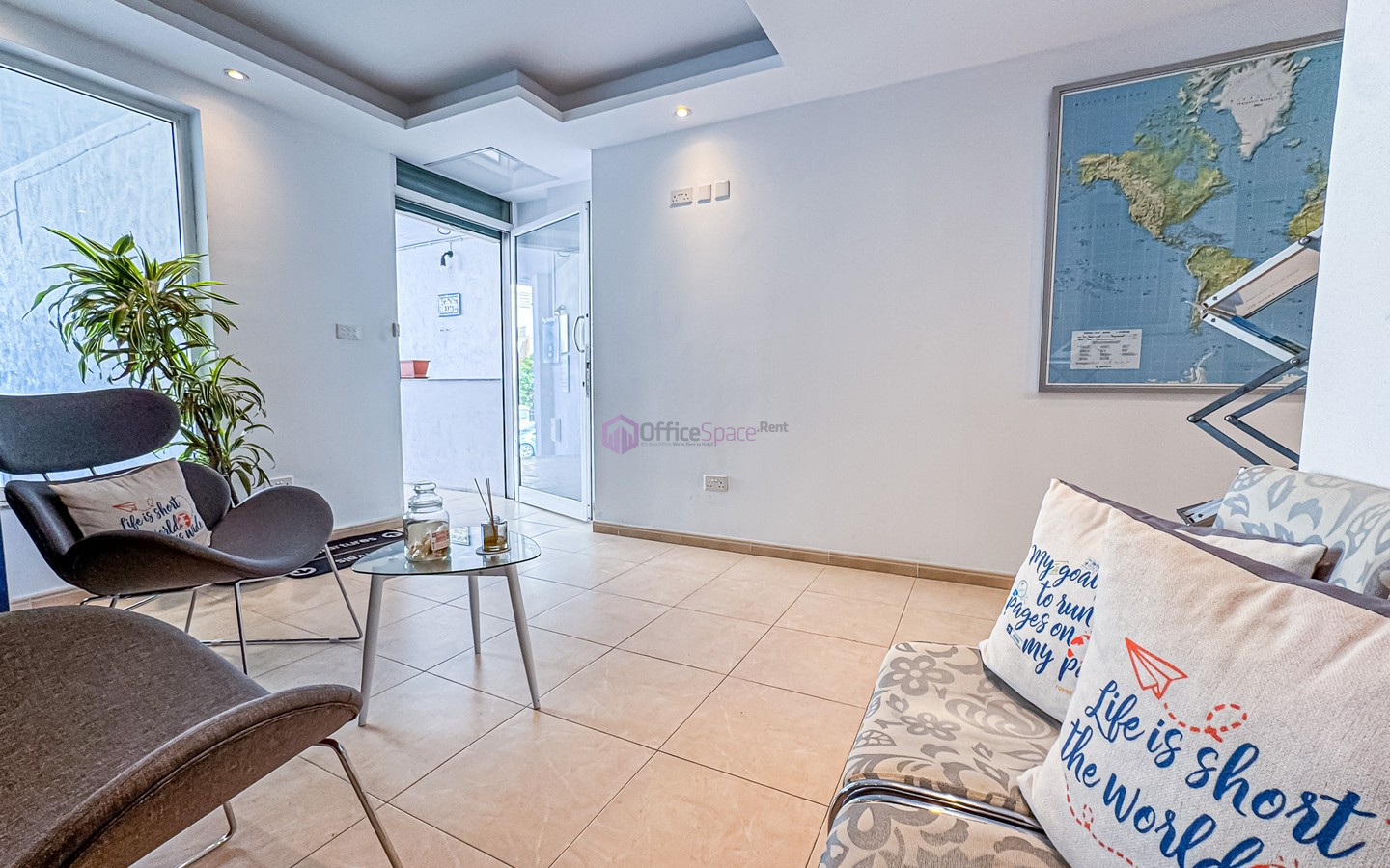 10 Desk Office in Malta